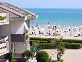 Отель Locazione Turistica Green Marine- Palme- Ismare-2  Сильви